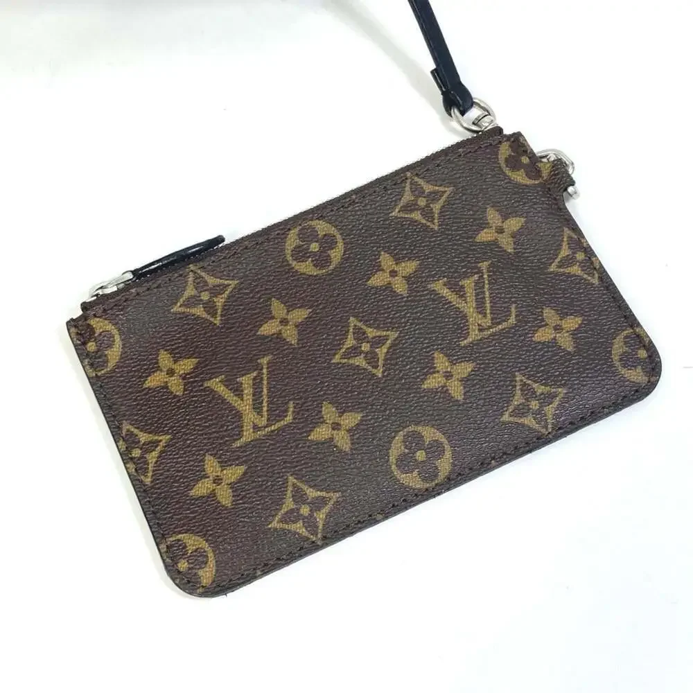 LOUIS VUITTON Authentic Black Monogram Canvas Shoulder Bag